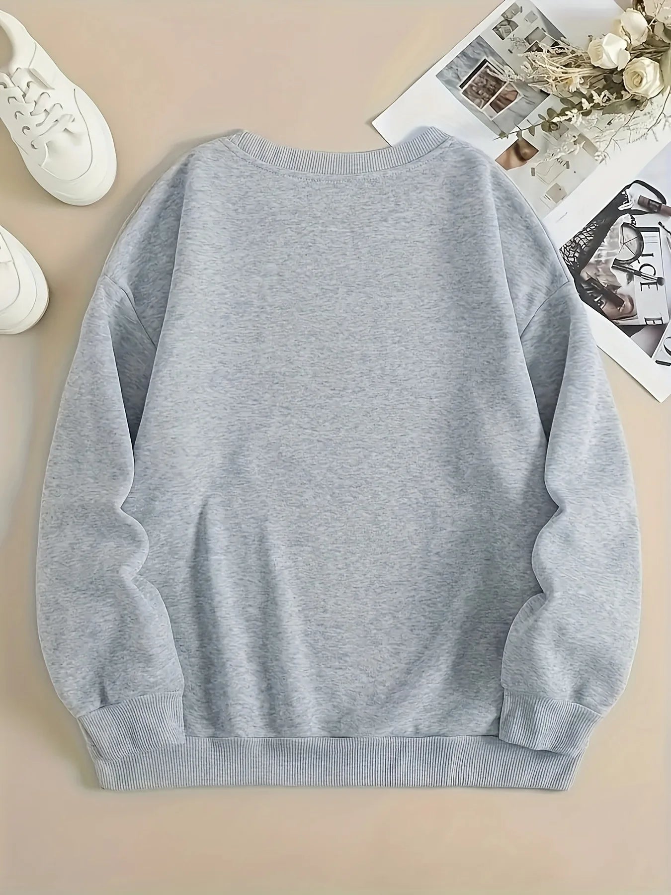 PARIS Print Pullover Sweatshirt, Casual Long Sleeve Crew Neck Sweatshirt For Fall & Winter, Women's Clothing