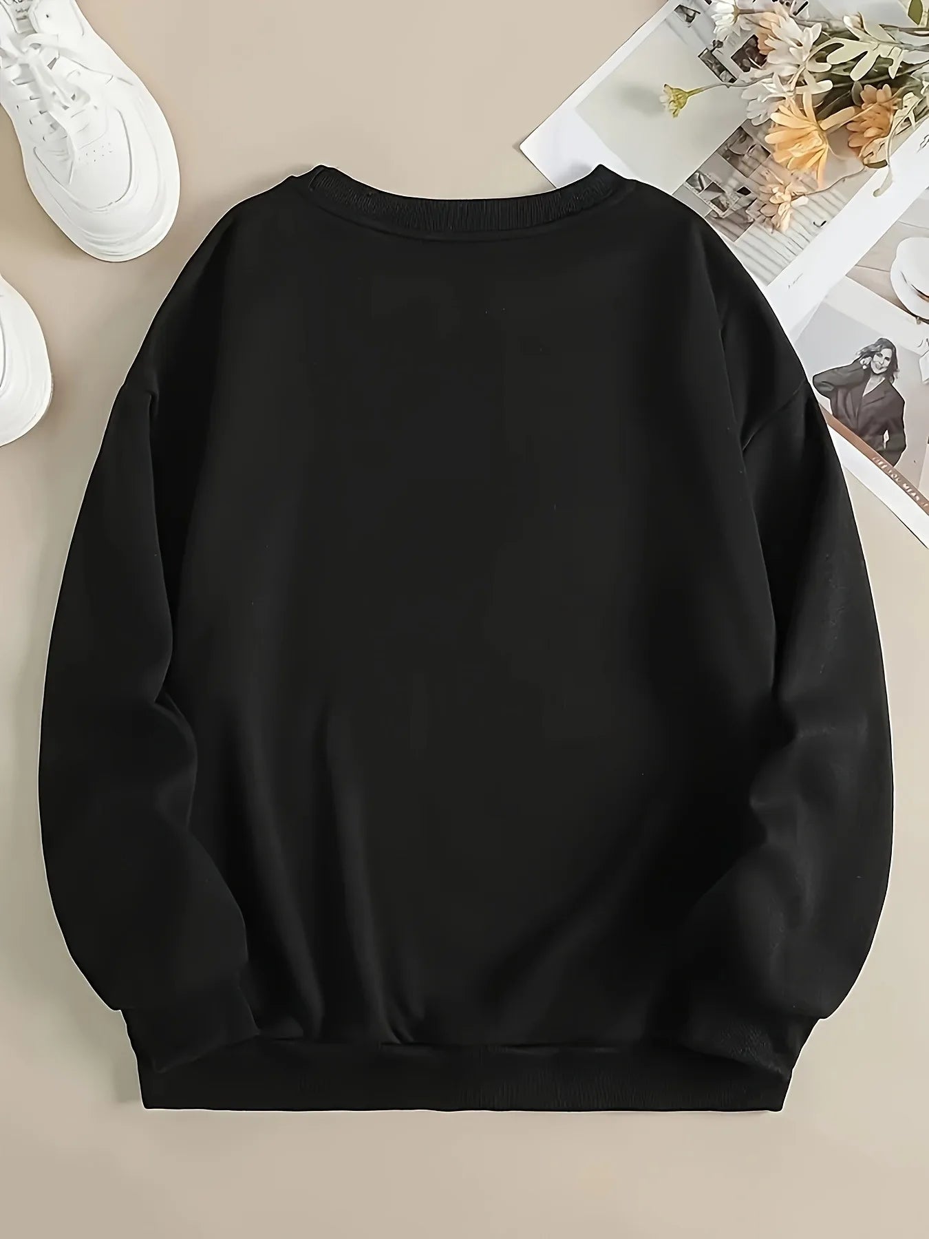 PARIS Print Pullover Sweatshirt, Casual Long Sleeve Crew Neck Sweatshirt For Fall & Winter, Women's Clothing