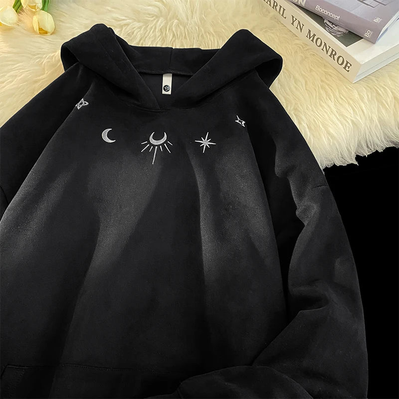 Suede Sweatshirt Men Retro Street Loose Hoodie Embroidery Pattern Gothic Style Hooded Sweatshirt Autumn Male Sweatshirts