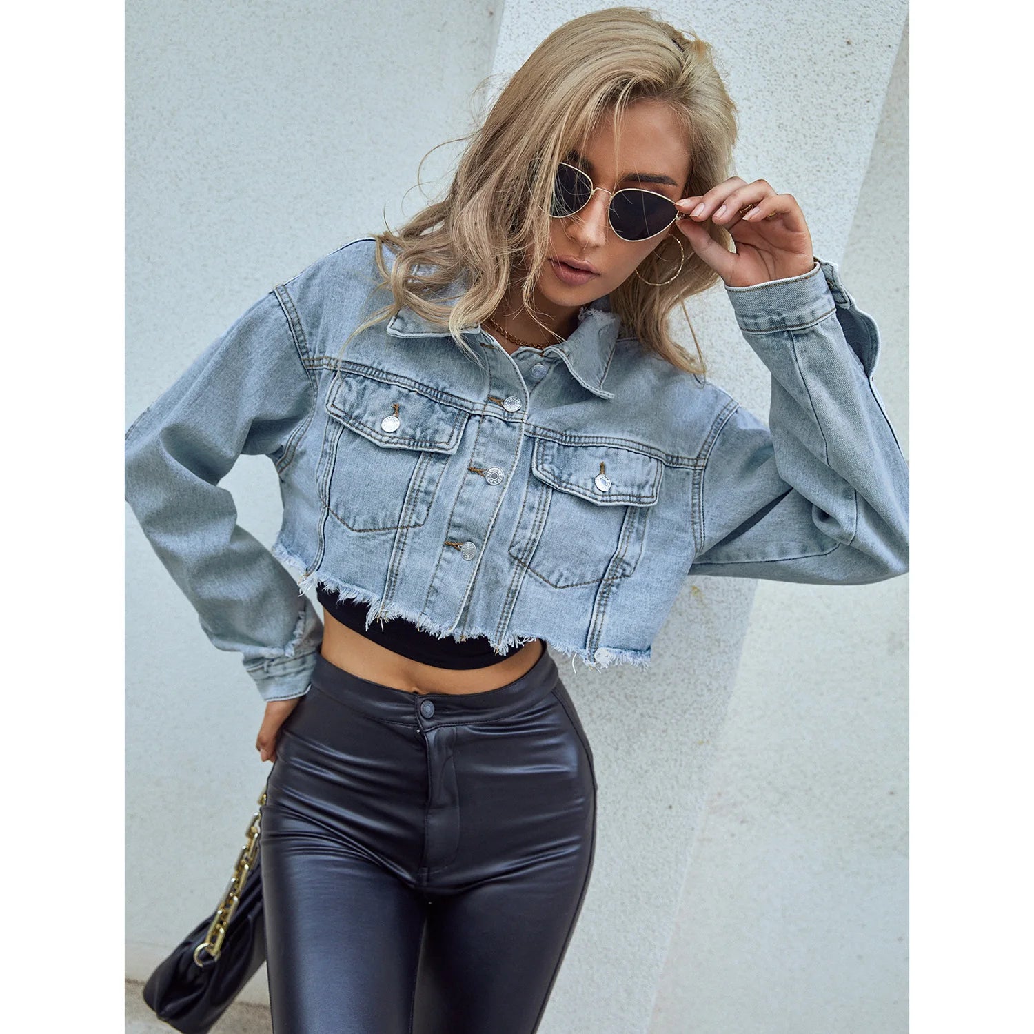 Women’s Short Denim Jacket – Slim Fit Casual Streetwear Coat with Turn Down Collar & Pockets for Spring 2026