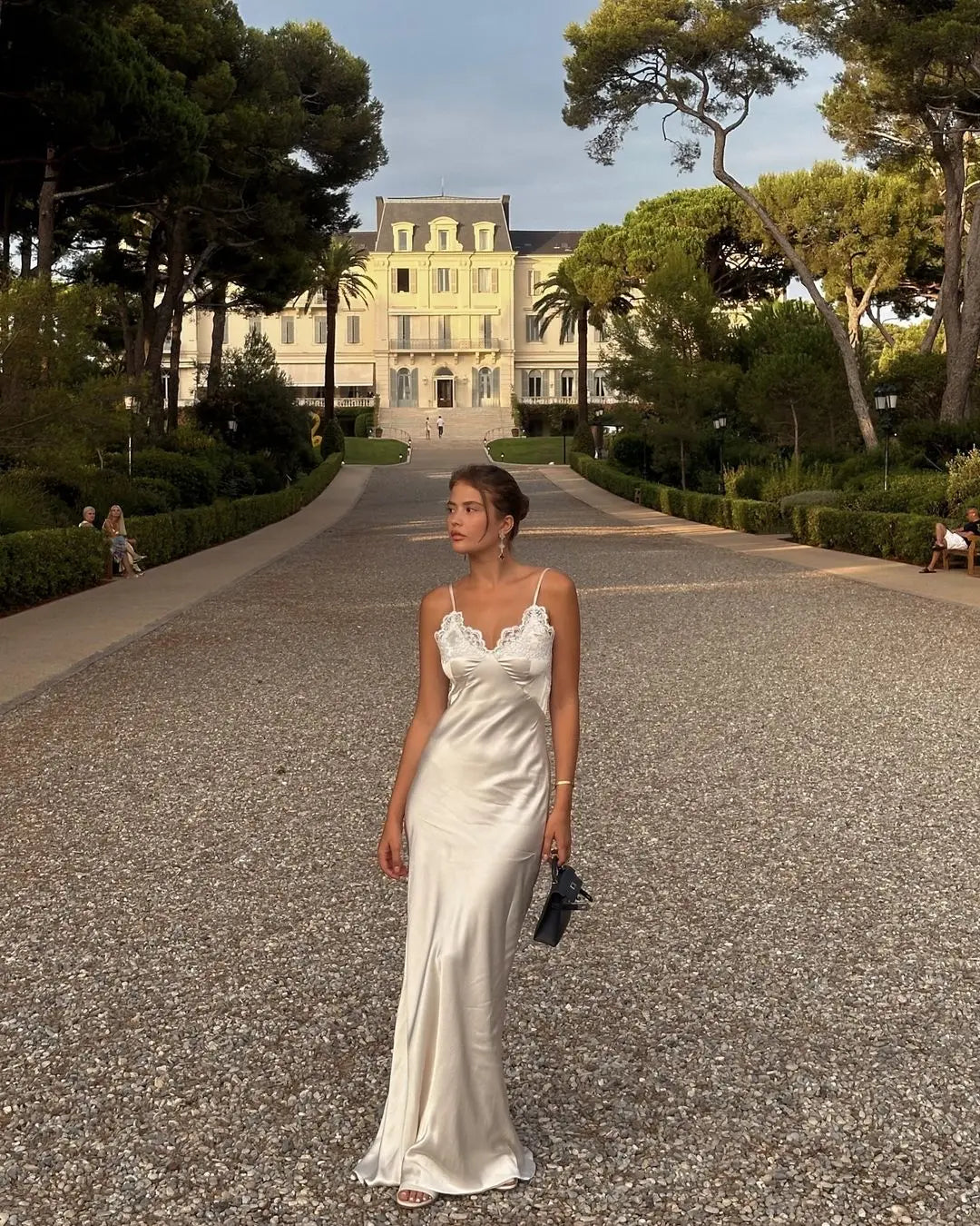 Lace Patchwork Sling Maxi Dress Women Sexy Solid V-neck Sleeveless Backless Satin Slim Long Gown Lady Chic Evening Party Dresses