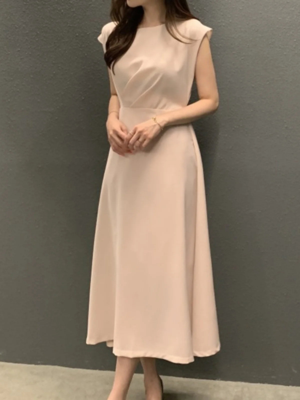 Ele Chic Summer round Ne Pleated Waist Cinching A-Line Svel Vest Dr Long Dr Commute Sle Regular Fit Mediu...