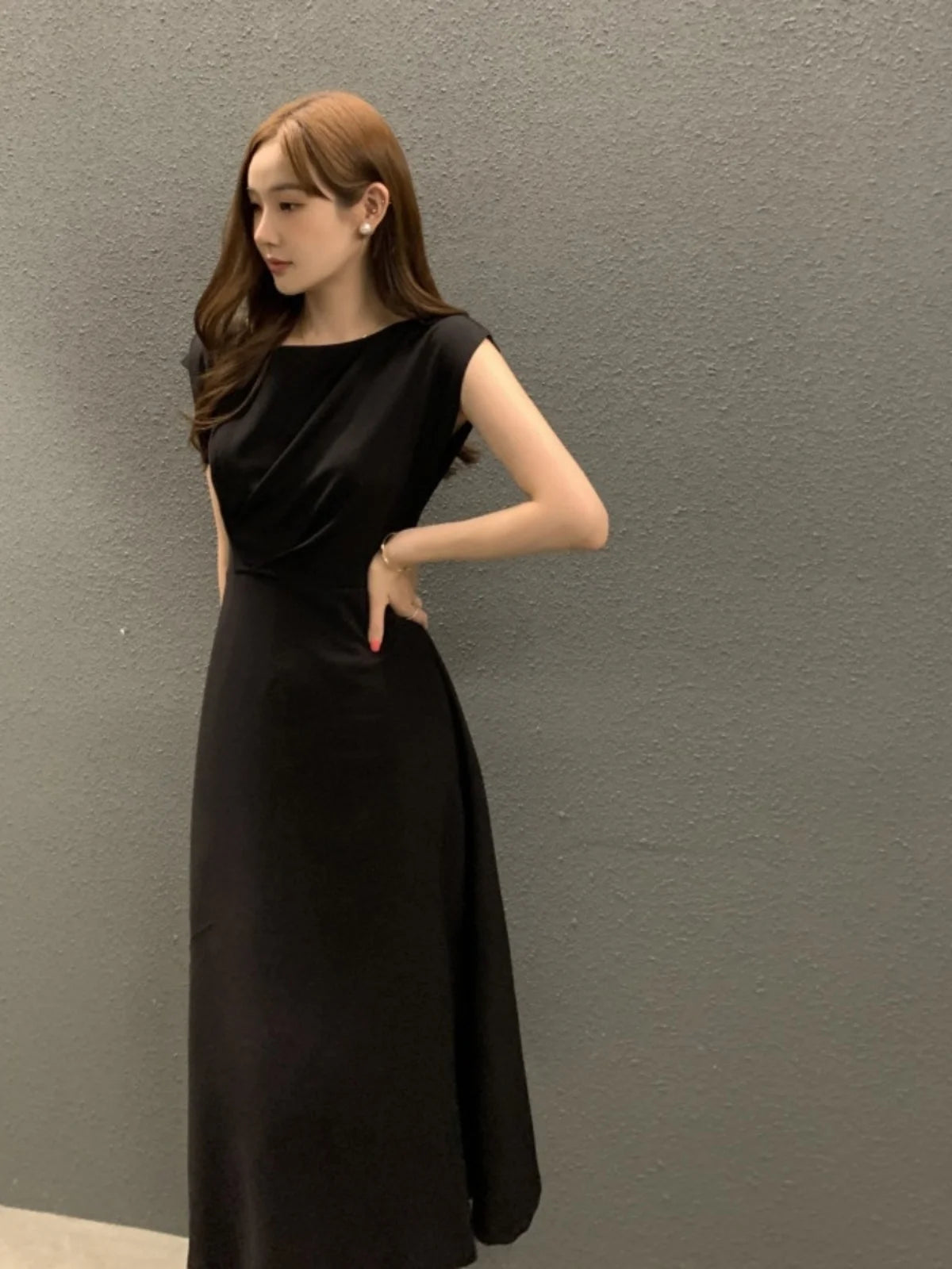 Ele Chic Summer round Ne Pleated Waist Cinching A-Line Svel Vest Dr Long Dr Commute Sle Regular Fit Mediu...