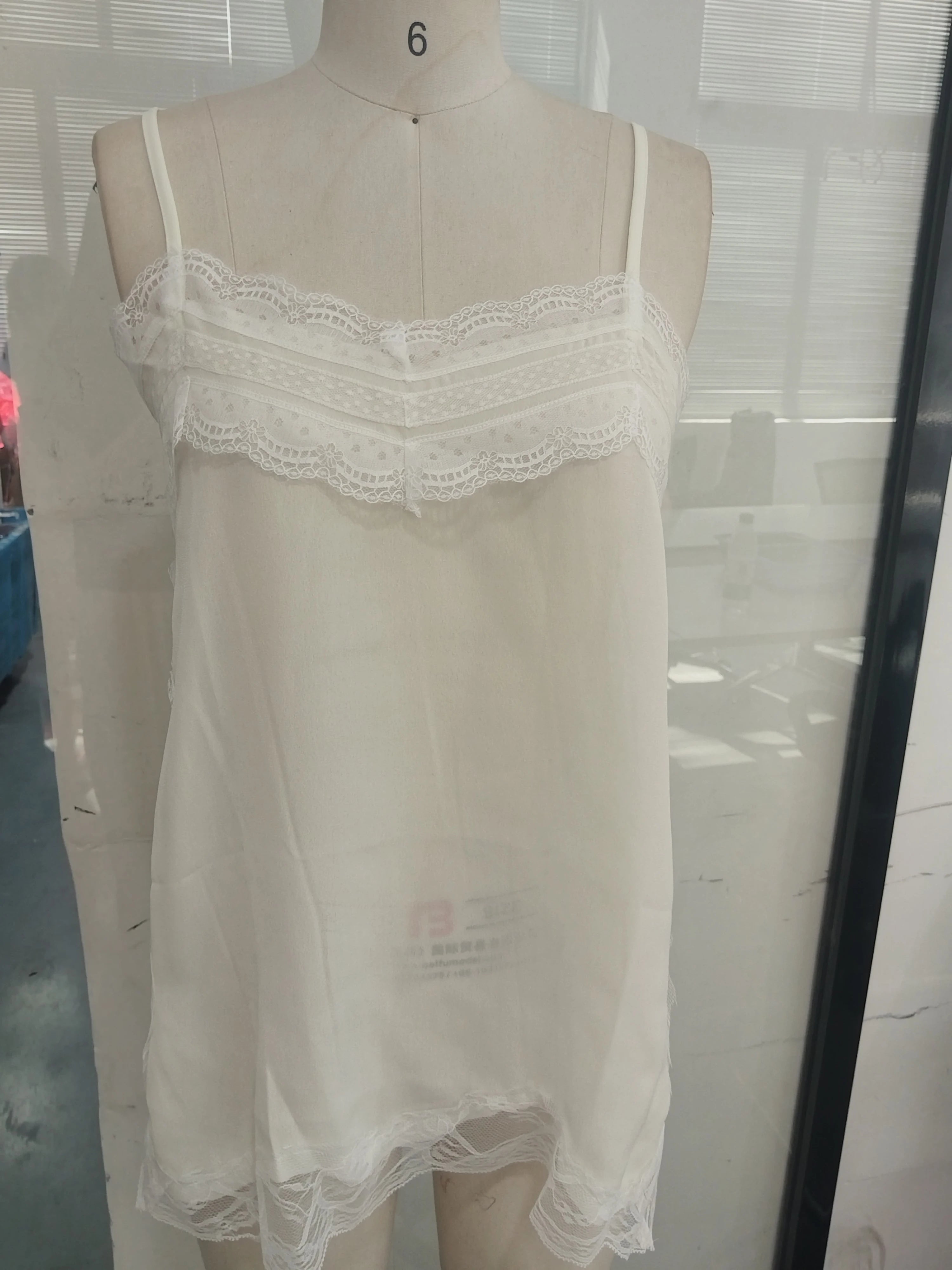 Lace Patchwork Sling Maxi Dress Women Sexy Solid V-neck Sleeveless Backless Satin Slim Long Gown Lady Chic Evening Party Dresses